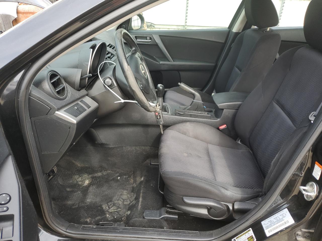 2010 Mazda 3 - Image 7