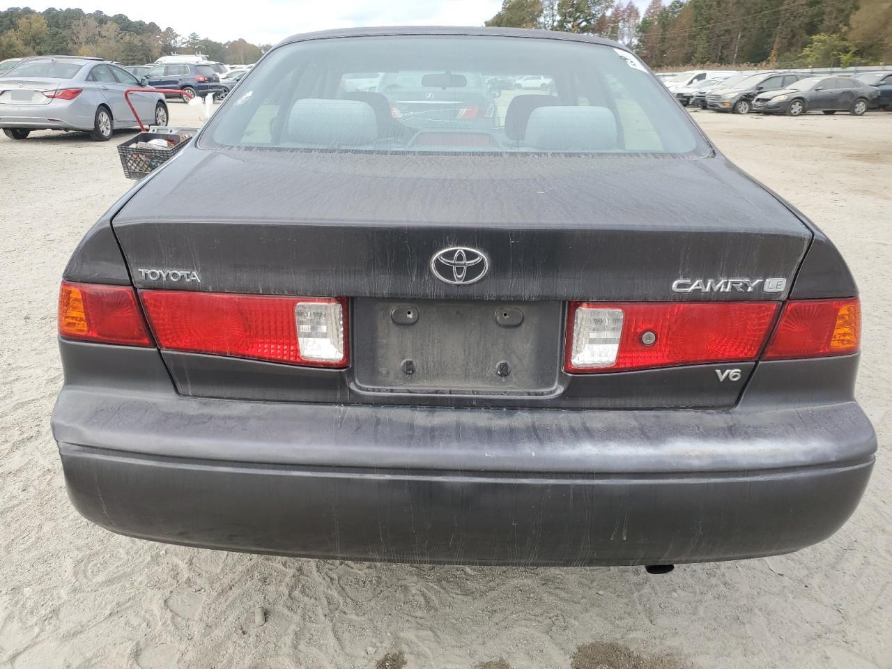 2000 Toyota Camry Ce VIN: JT2BF22K5Y0275661 Lot: 78820404