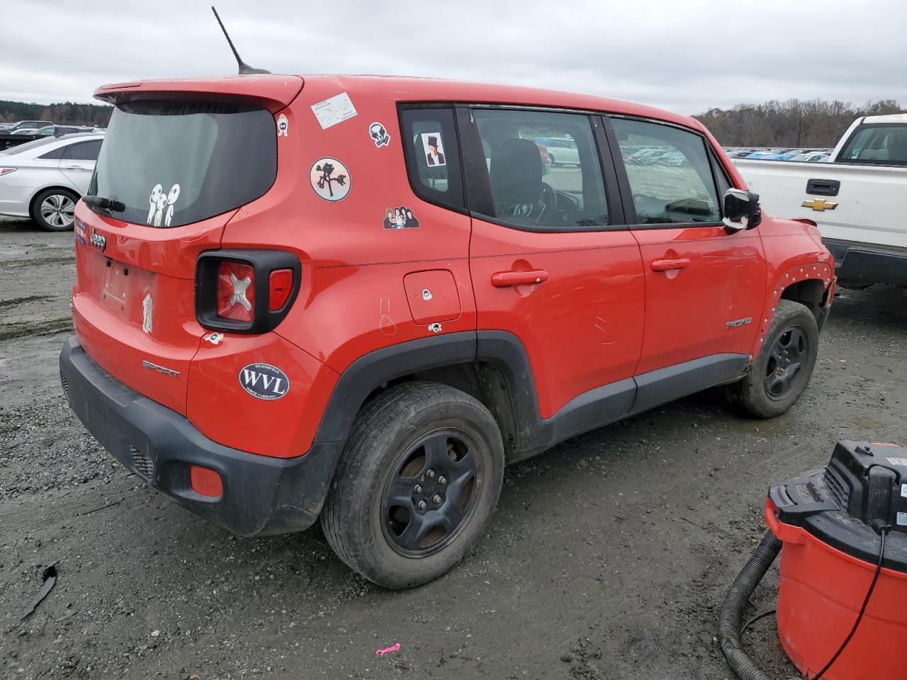 2016 Jeep Renegade Sport VIN: ZACCJBAT5GPC78721 Lot: 81130904