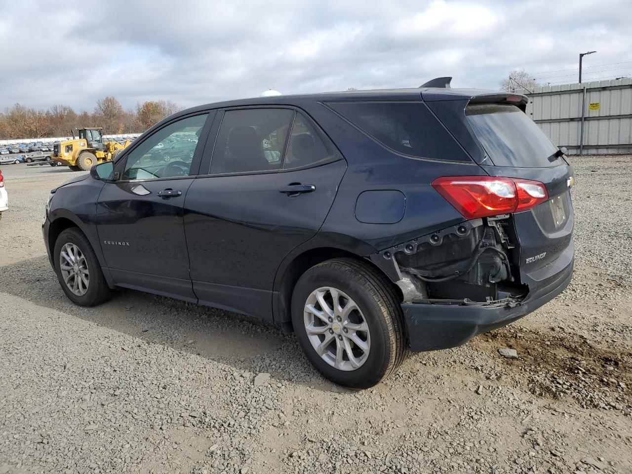 2021 Chevrolet Equinox - Image 2