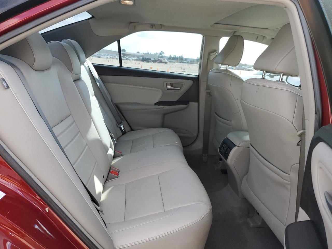 2017 Toyota Camry - Image 10