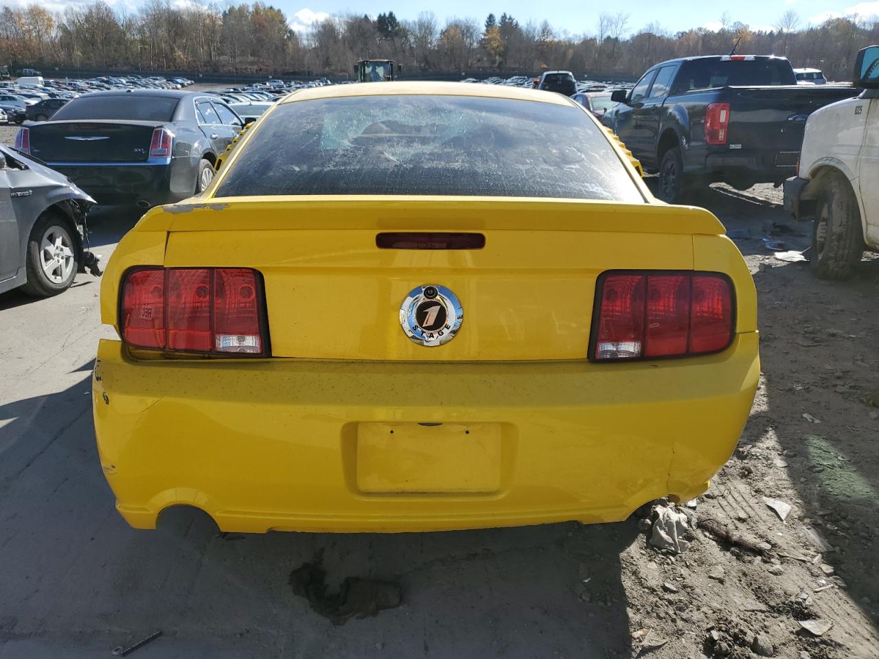 2005 Ford Mustang - Image 6