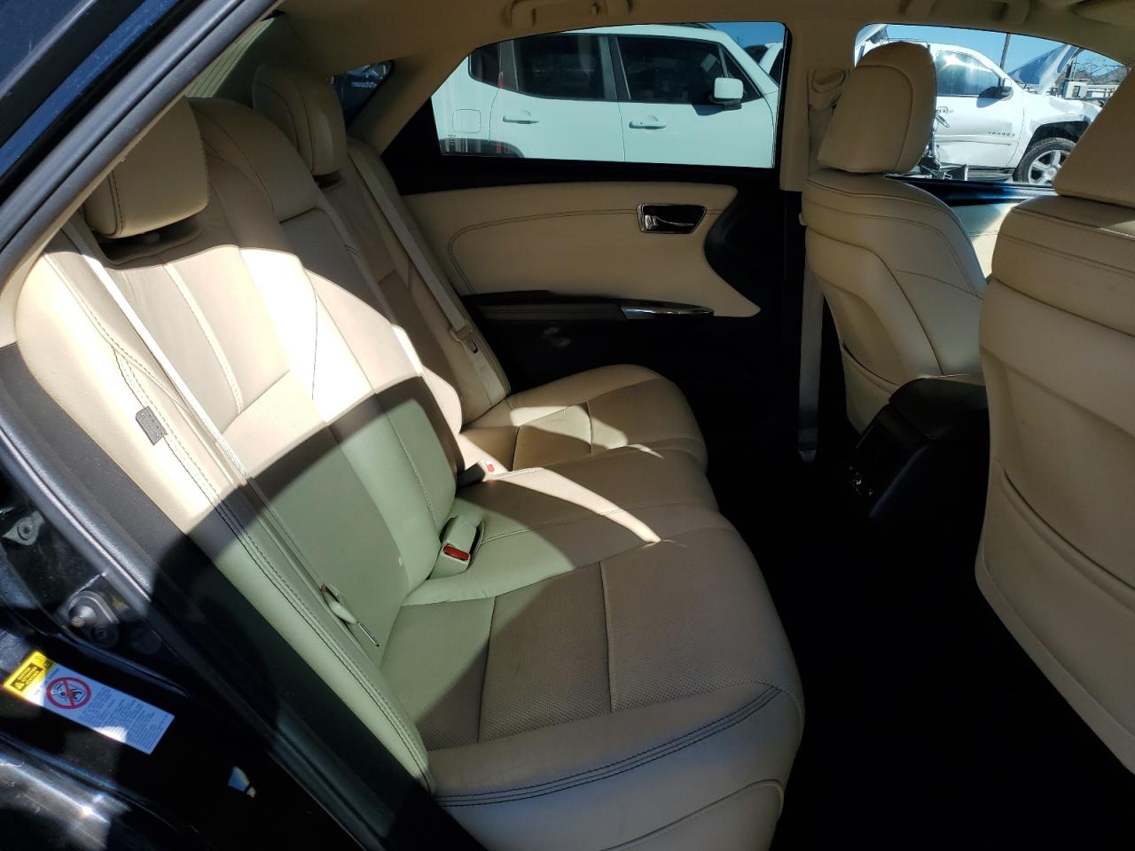 2013 Toyota Avalon - Image 10