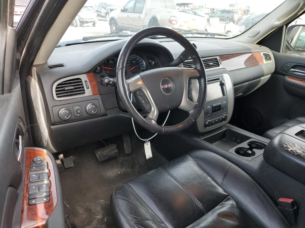 2009 GMC Yukon - Image 8