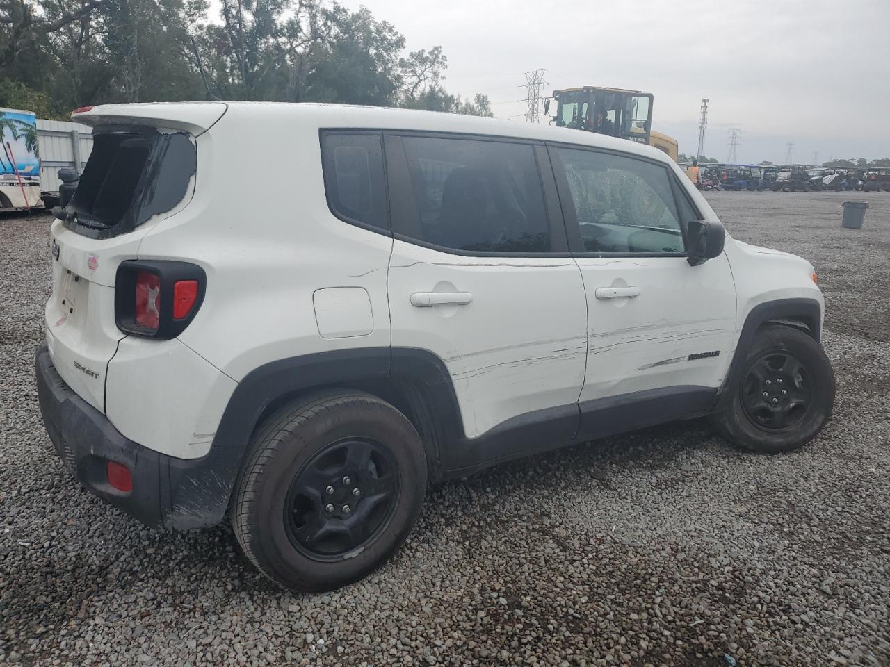 2020 Jeep Renegade - Image 3