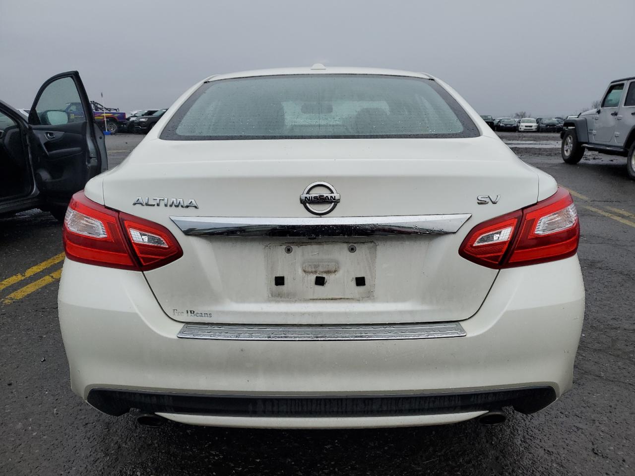 2016 Nissan Altima - Image 6