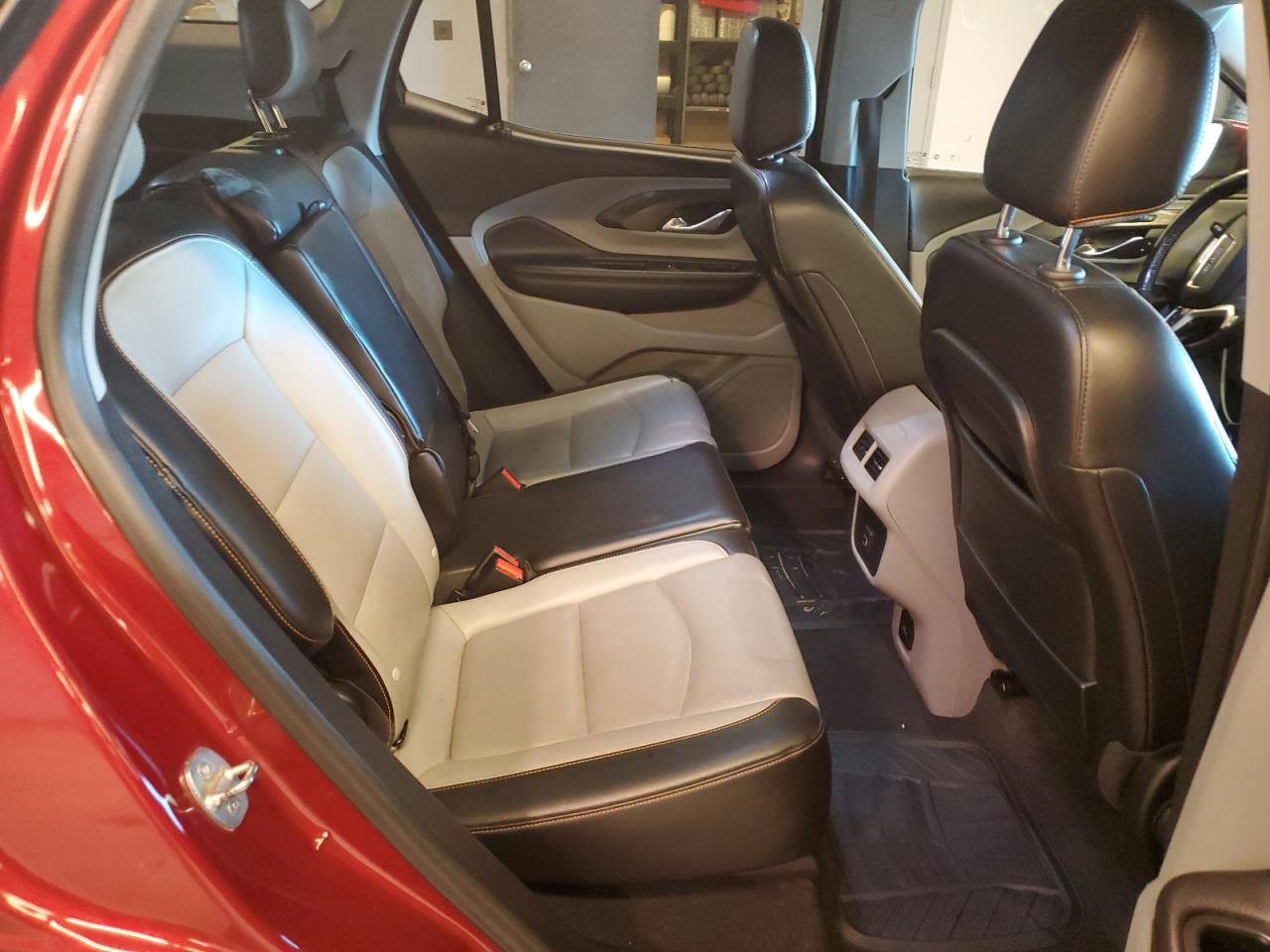 2019 GMC Terrain - Image 10