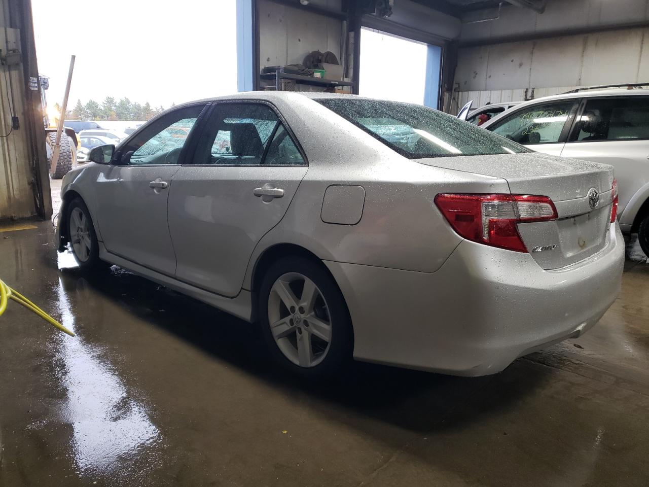 2014 Toyota Camry - Image 2