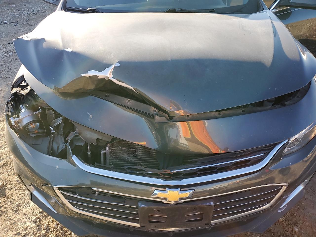 2016 Chevrolet Malibu - Image 12