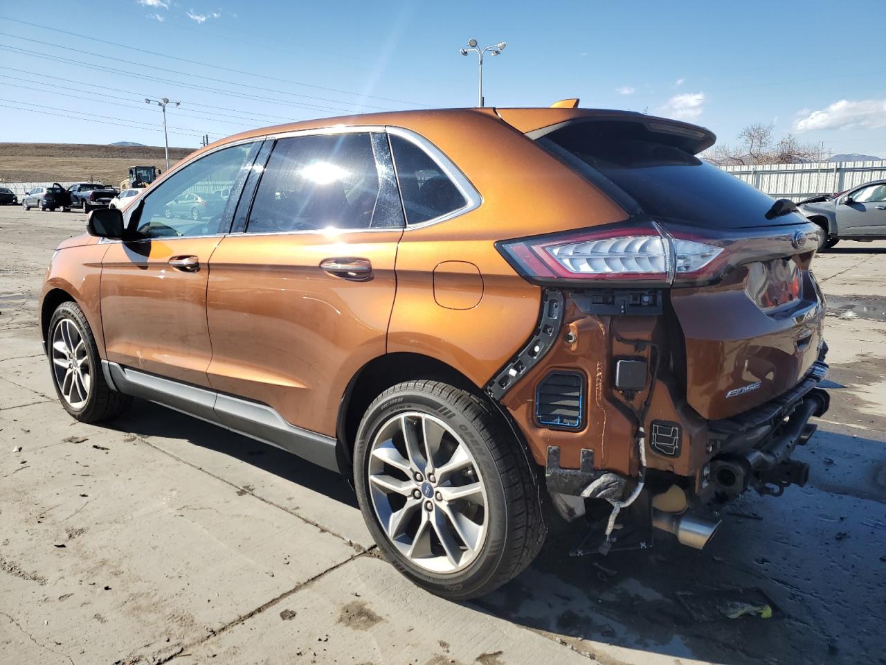 VIN 2FMPK4K94HBB74252 2017 FORD EDGE no.2