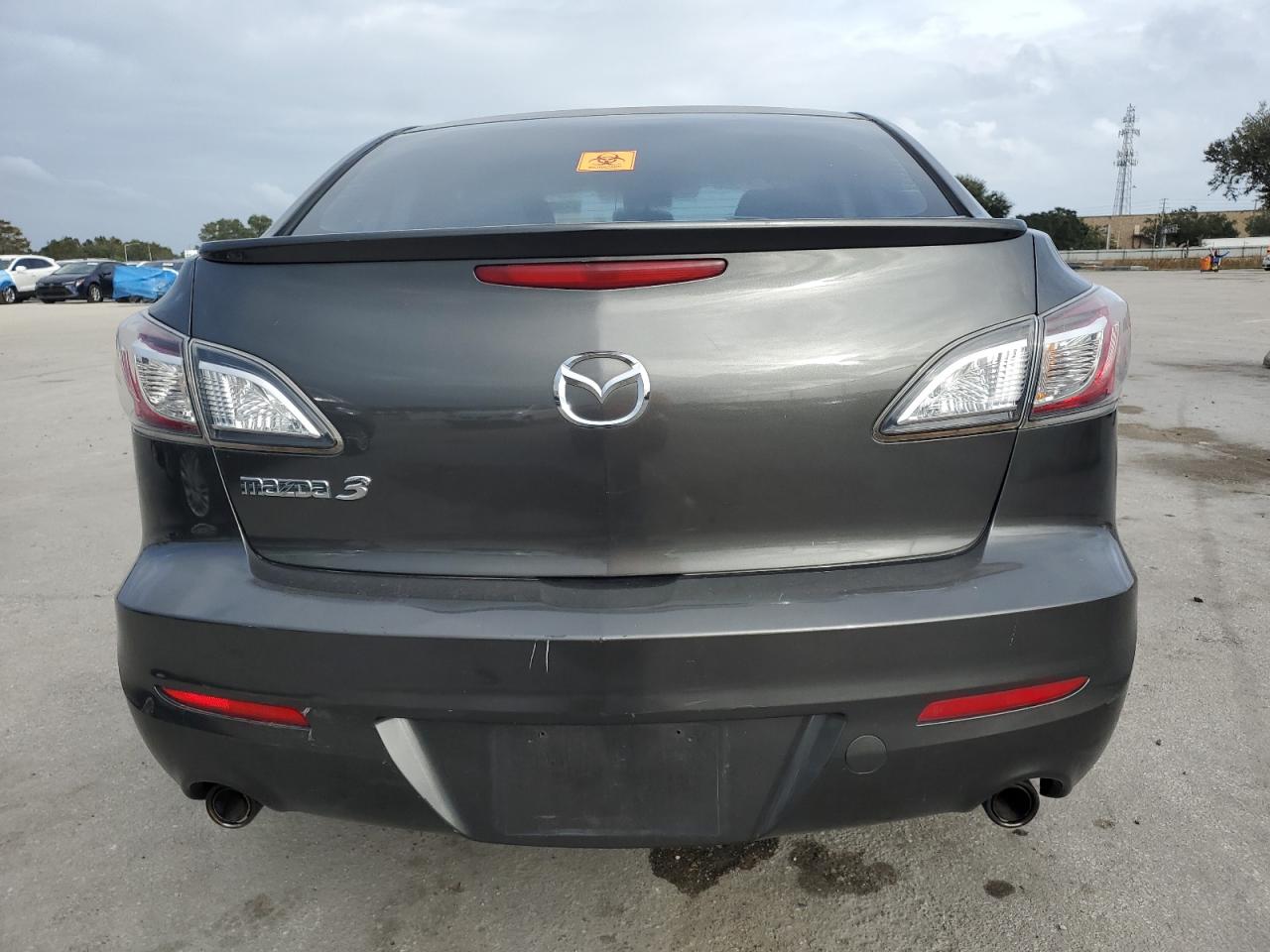 2010 Mazda 3 S VIN: JM1BL1S50A1105535 Lot: 79601844