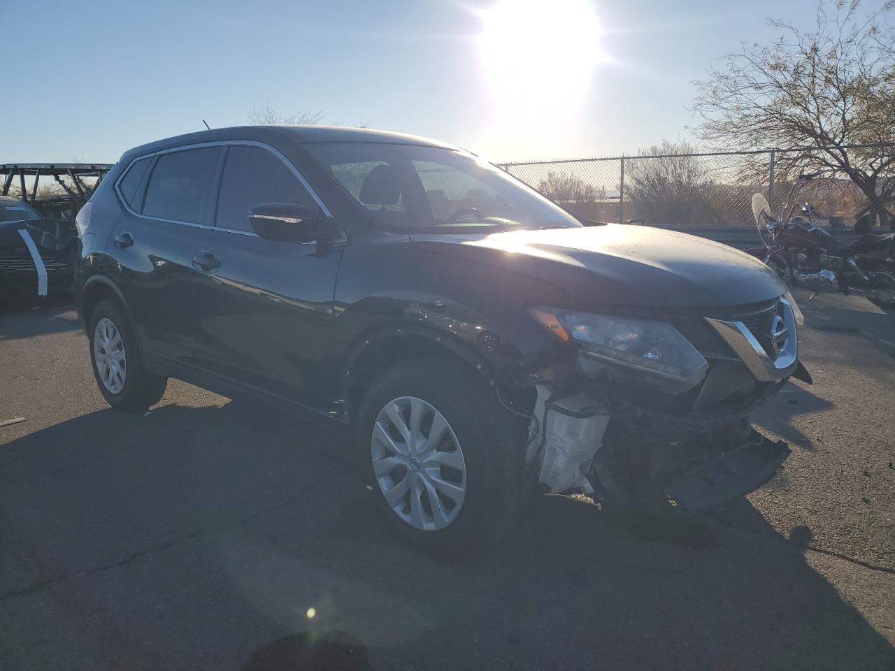 2016 Nissan Rogue - Image 4