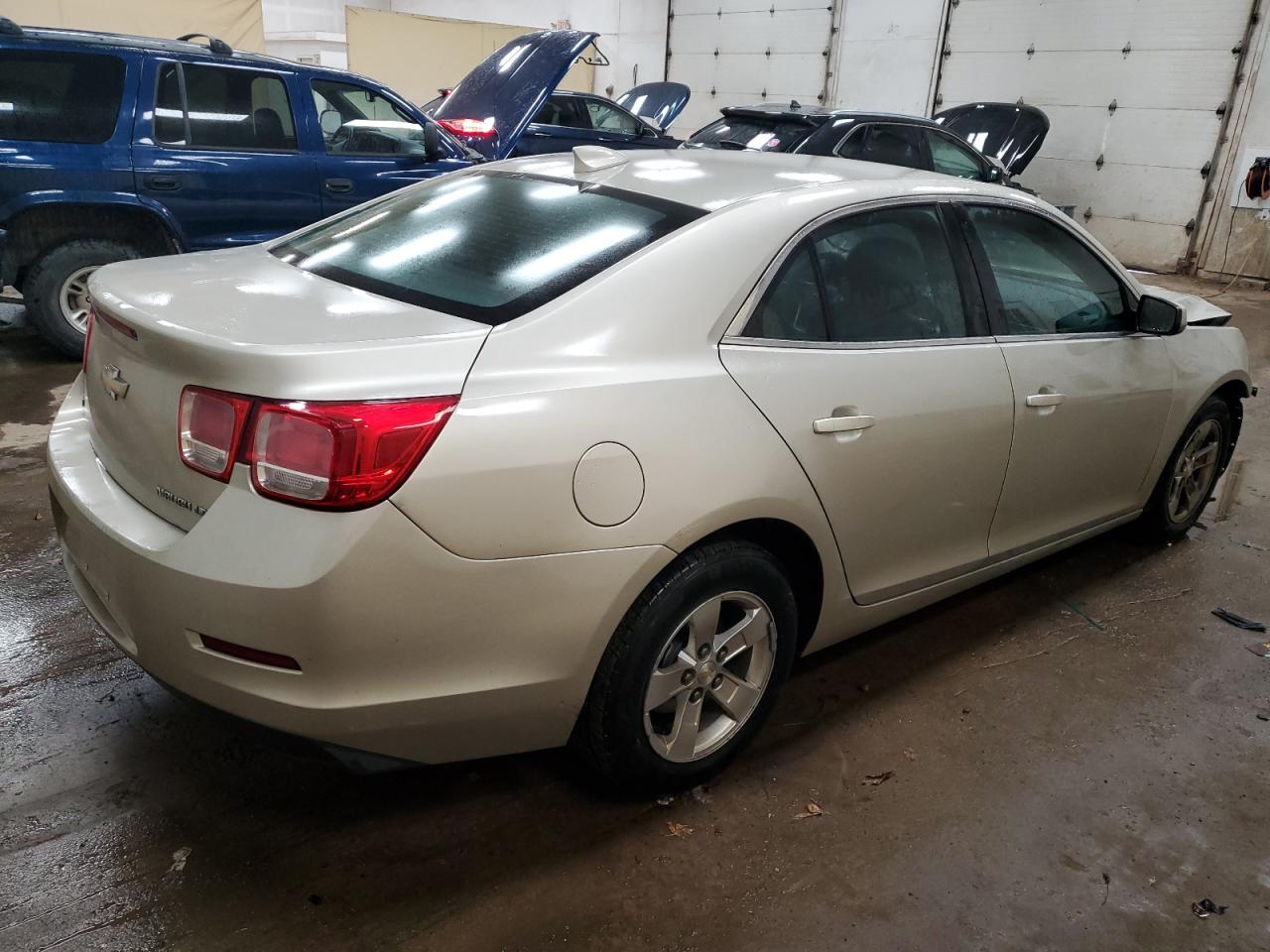 2016 Chevrolet Malibu - Image 3
