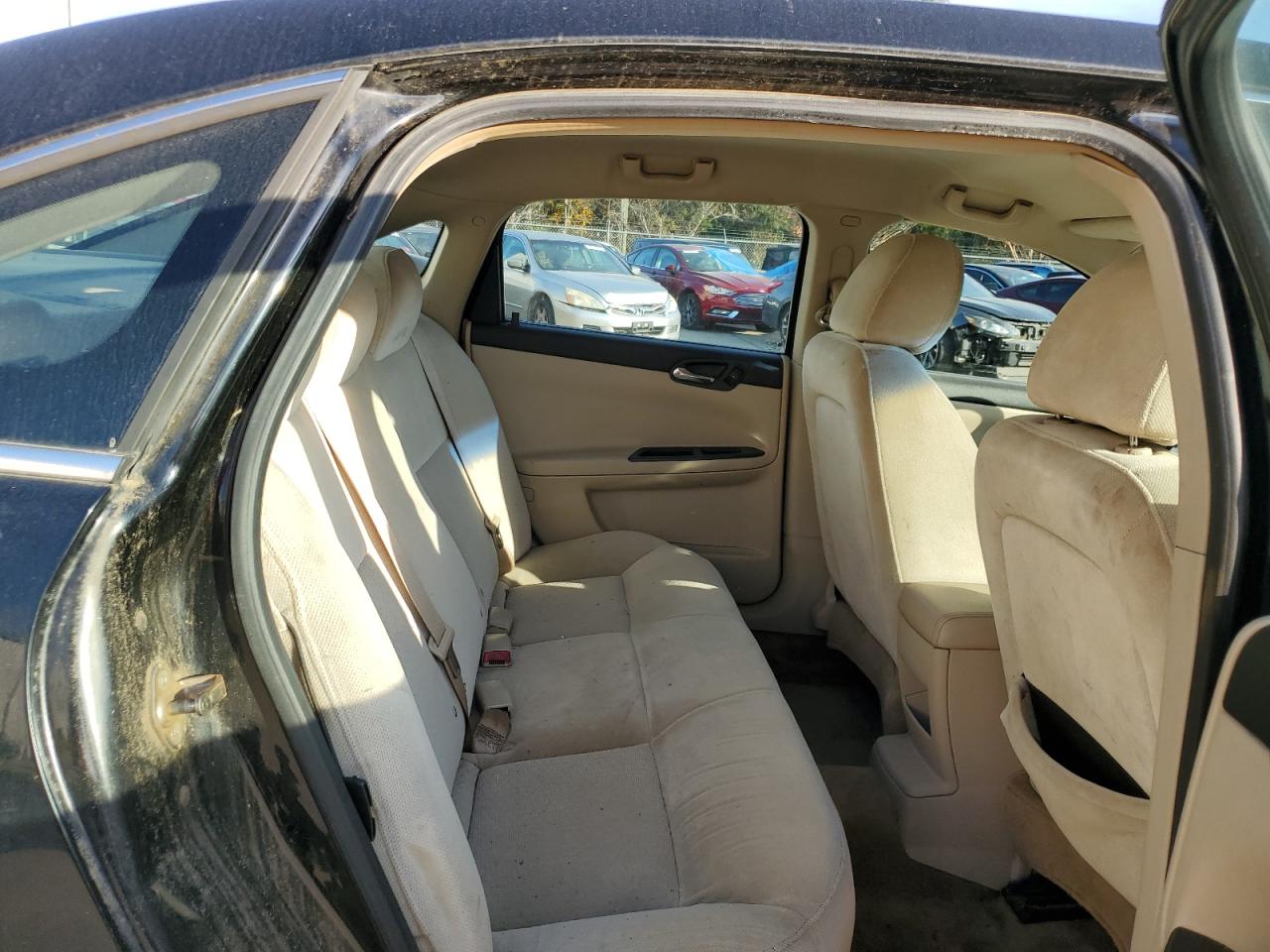 2010 Chevrolet Impala - Image 10