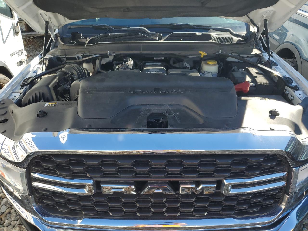 2022 RAM 3500 - Image 12