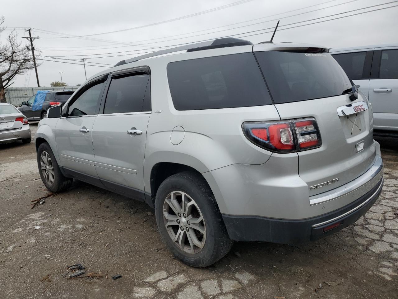 2016 GMC Acadia - Image 2