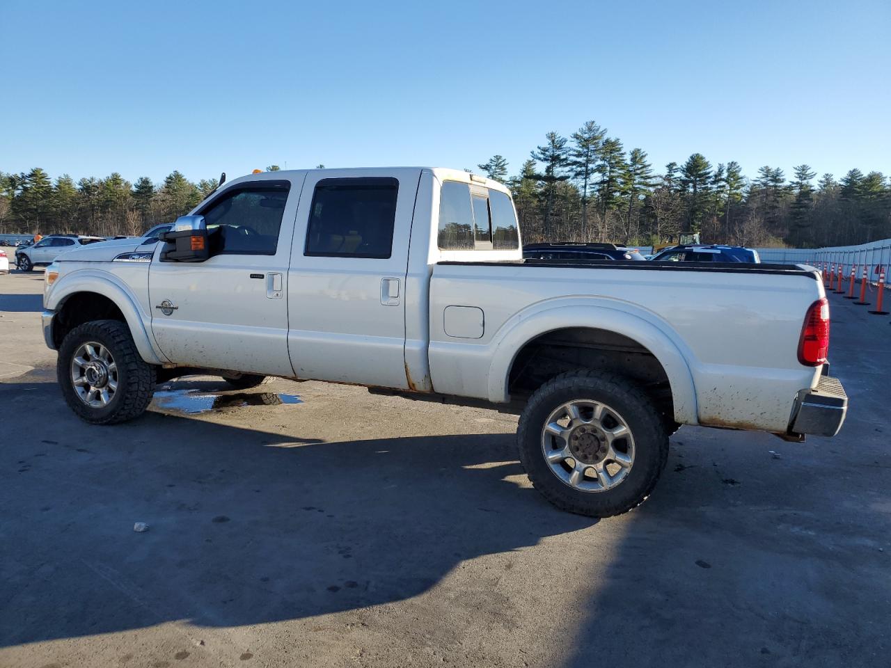 2011 Ford F350 - Image 2