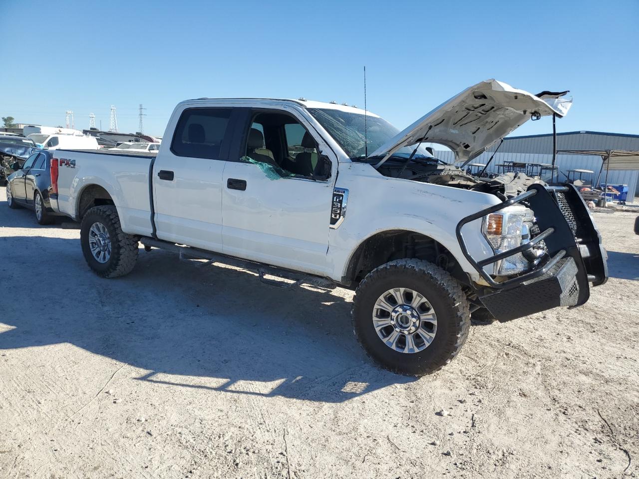 2022 Ford F350 - Image 4