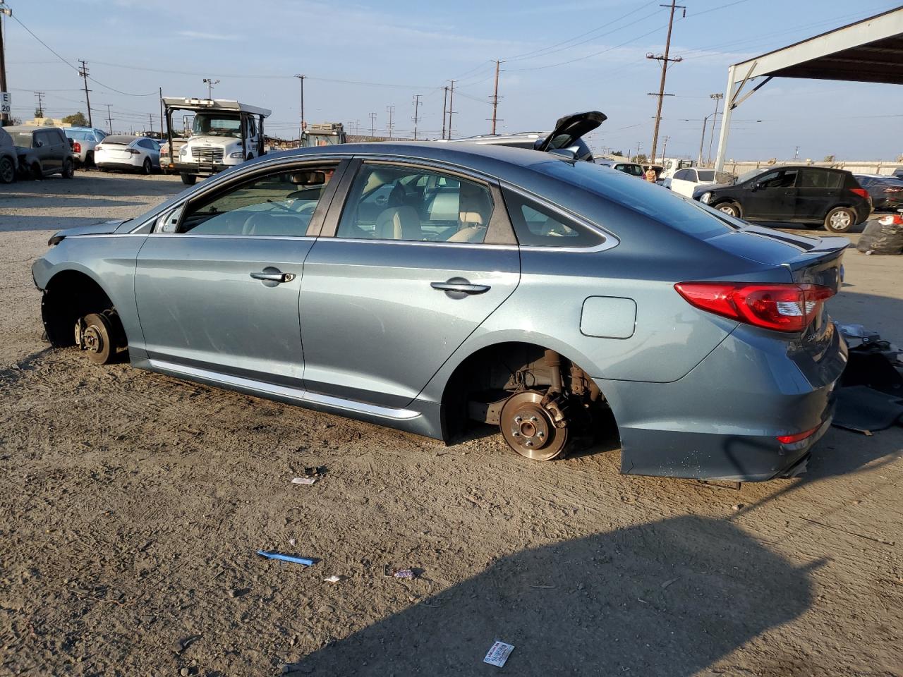 2017 Hyundai Sonata - Image 2