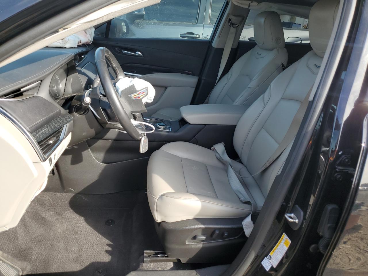 2019 Cadillac Xt4 Premium Luxury VIN: 1GYFZCR4XKF164230 Lot: 79046544