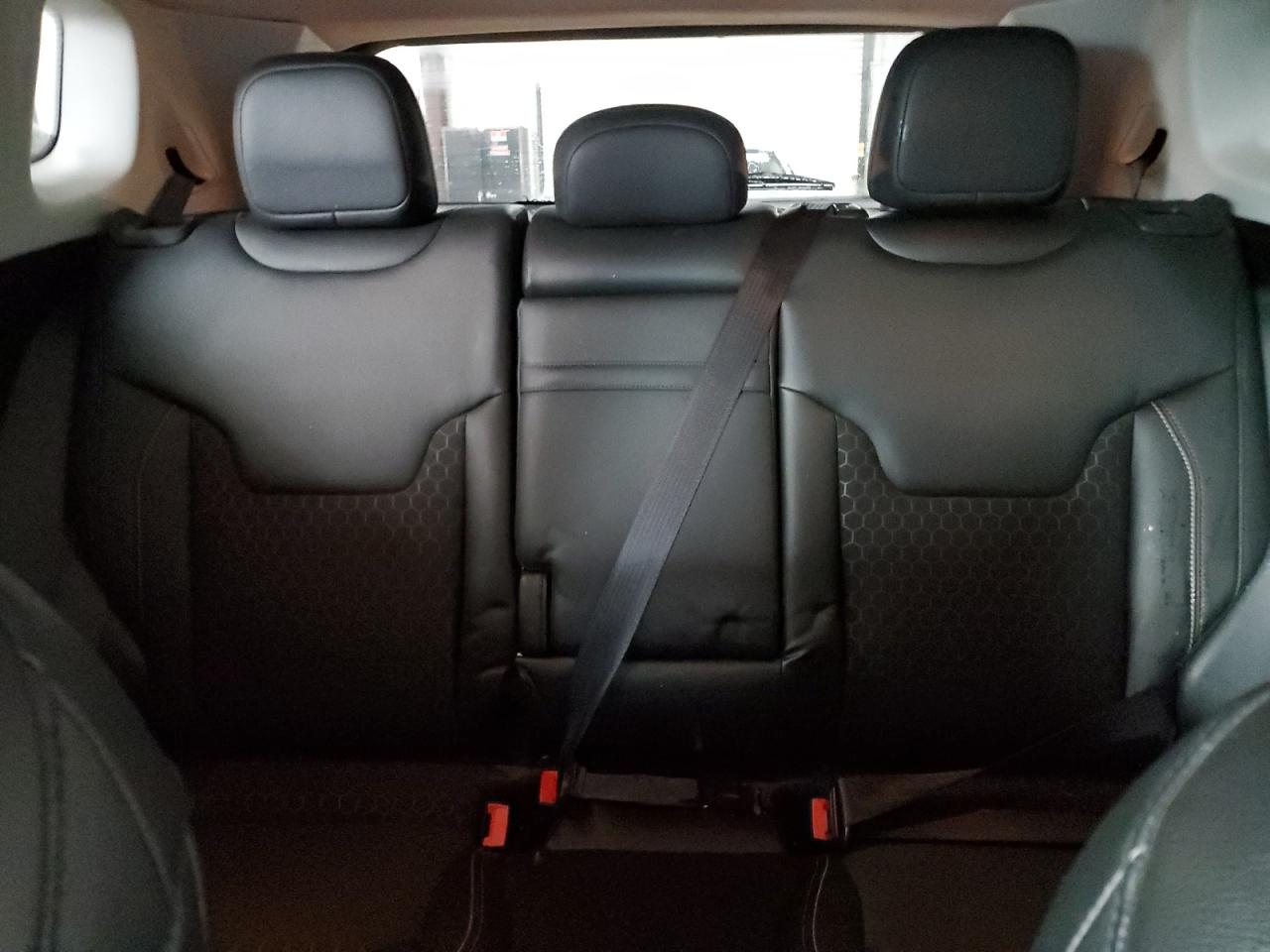 2018 Jeep Compass - Image 10