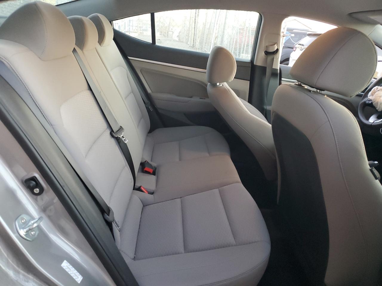 2020 Hyundai Elantra - Image 10