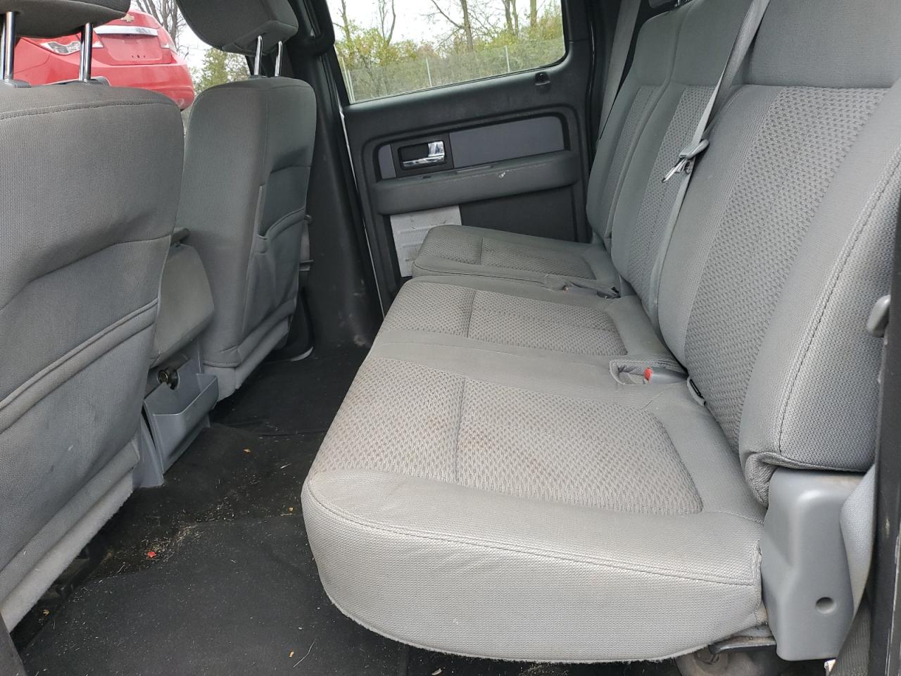 2012 Ford F-150 - Image 11