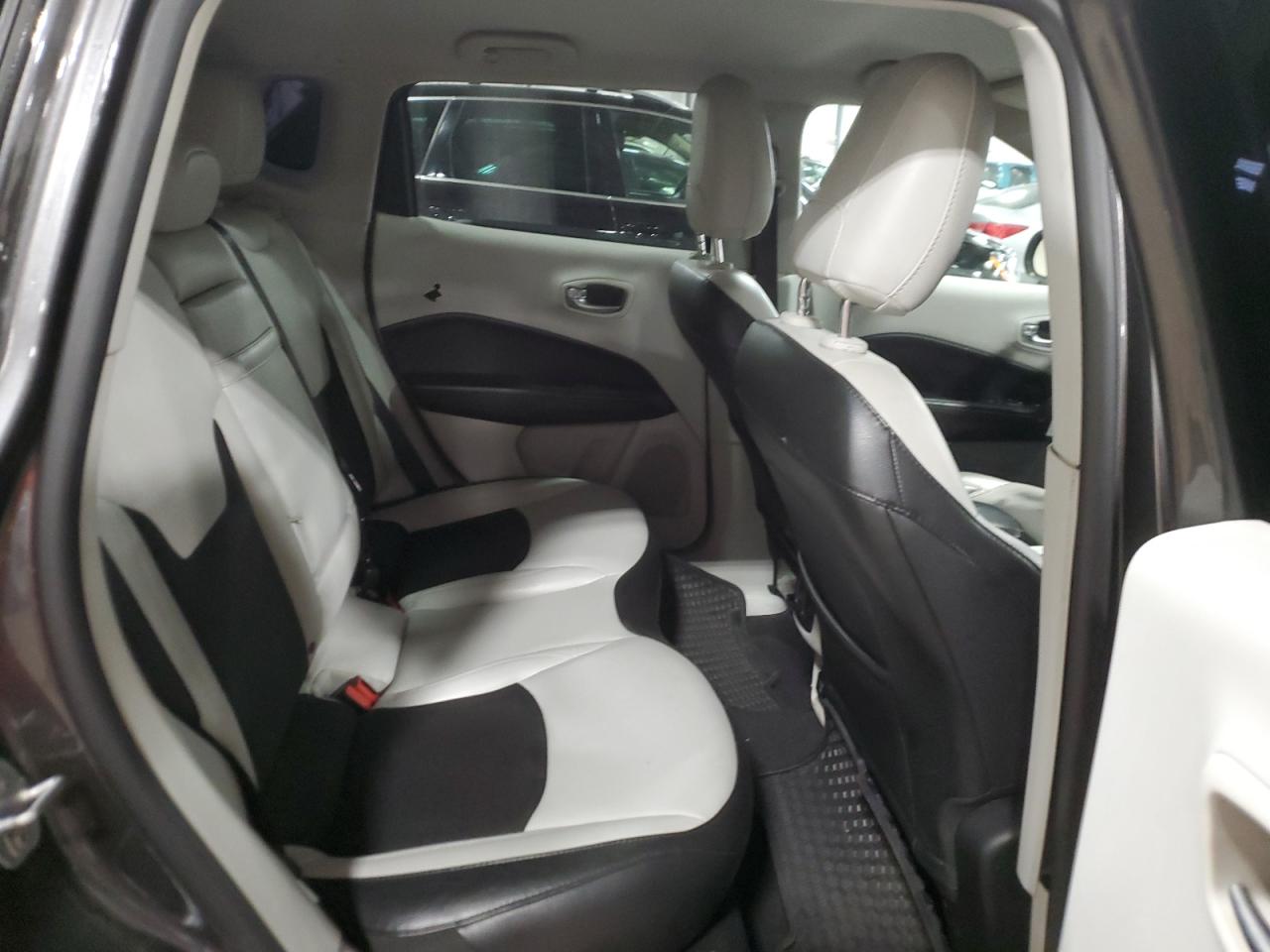2019 Jeep Compass Latitude VIN: 3C4NJDBB9KT659774 Lot: 81197214