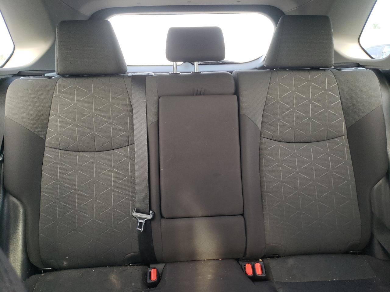 2020 Toyota RAV 4 - Image 10