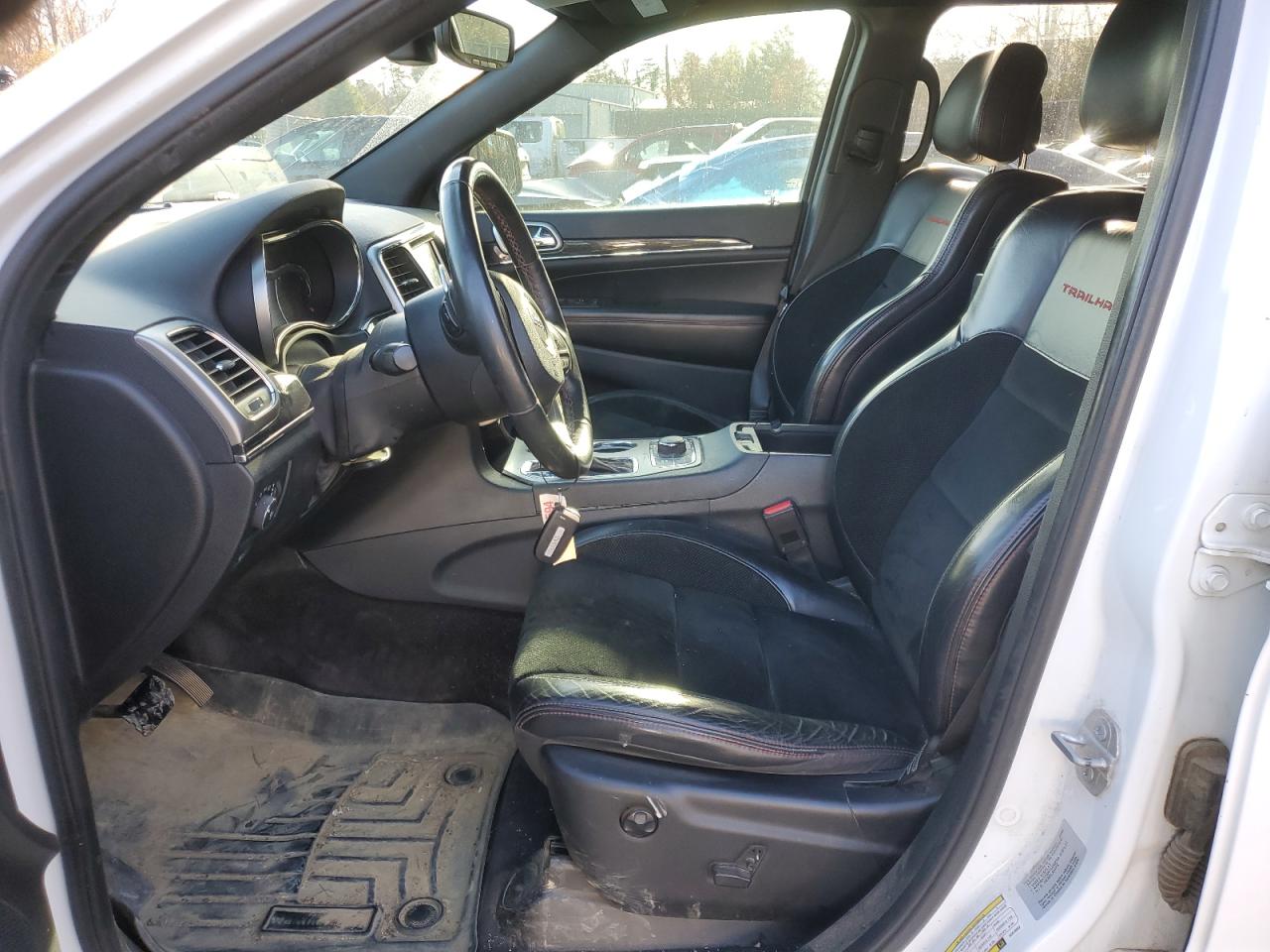 2017 Jeep Grand Cherokee - Image 7