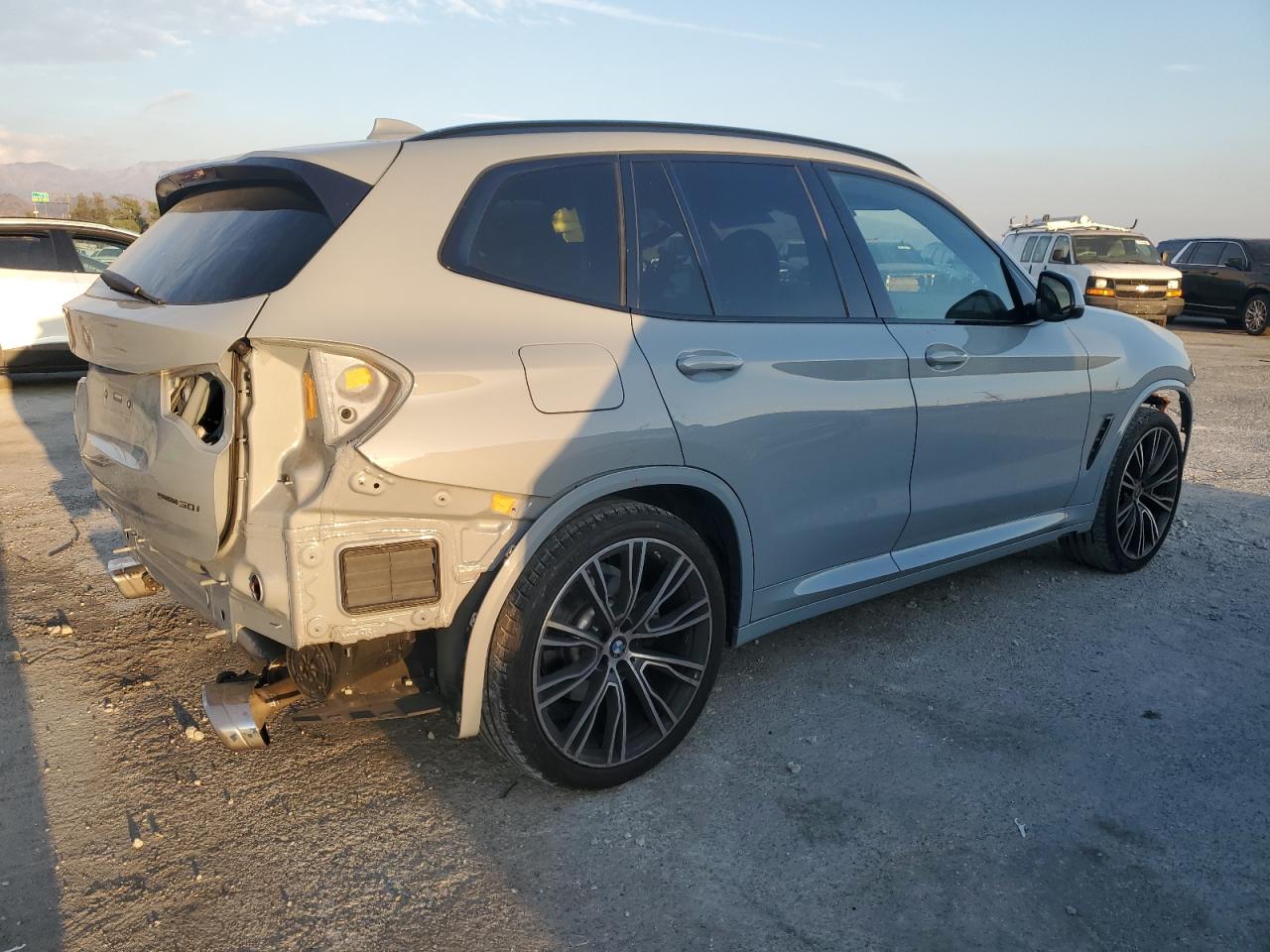 2022 BMW X3 - Image 3