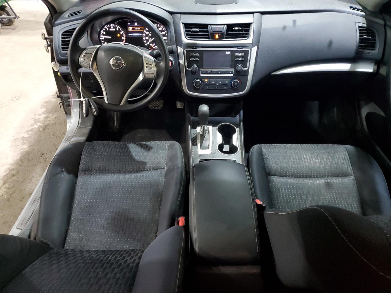 2016 Nissan Altima - Image 8