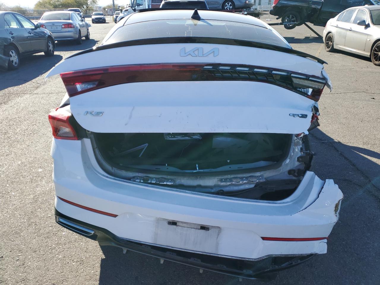 2022 Kia K5 - Image 6