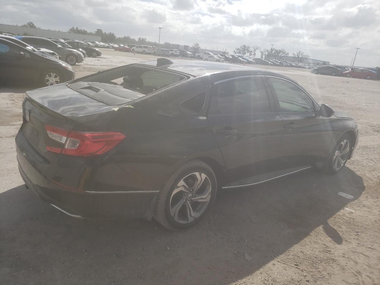 2018 Honda Accord - Image 3