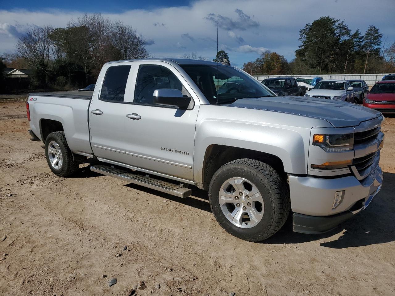 2018 Chevrolet Silverado - Image 4