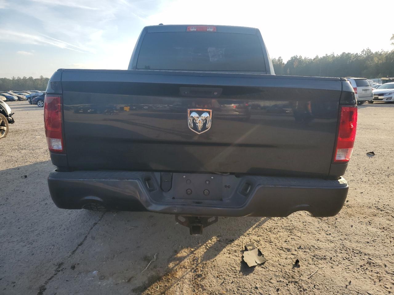2014 RAM 1500 - Image 6