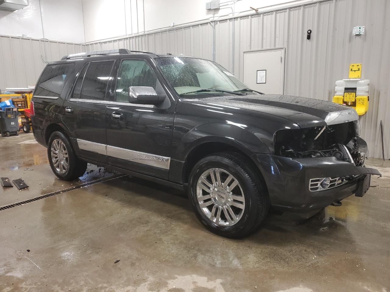 2010 Lincoln Navigator - Image 4
