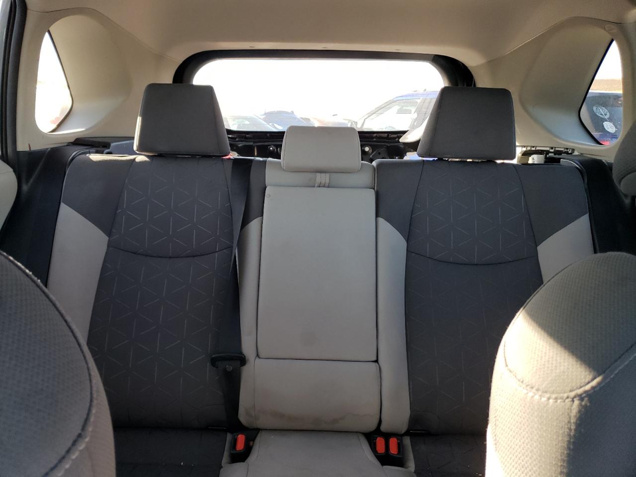 2021 Toyota RAV 4 - Image 10