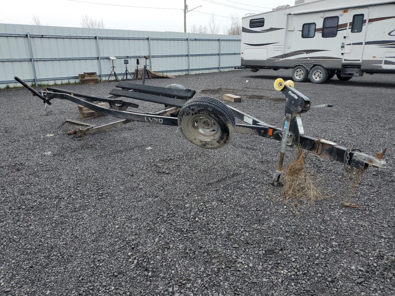 2017 Lund Trailer for Sale in Ottawa, ON - Side