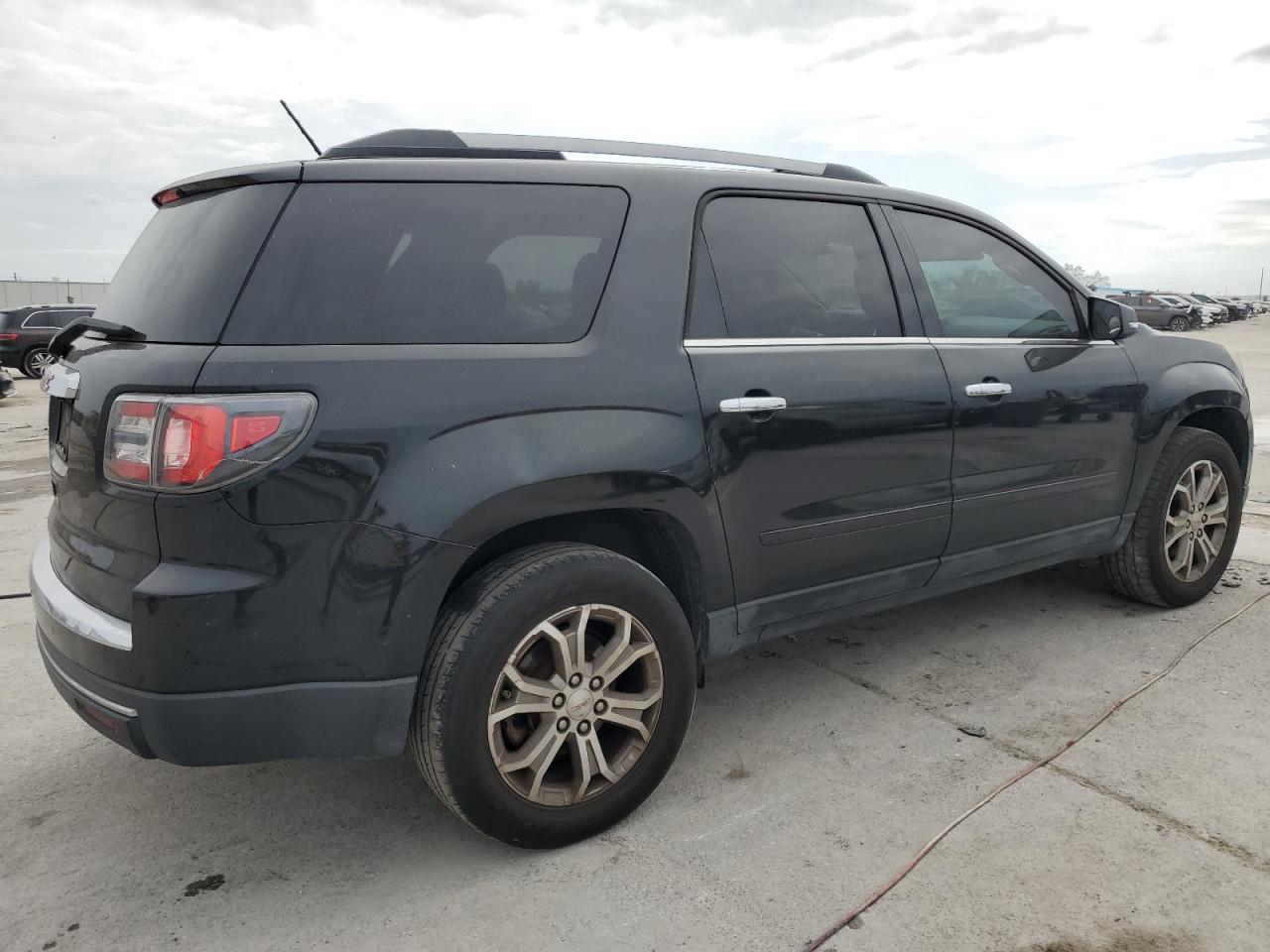 2015 GMC Acadia - Image 3
