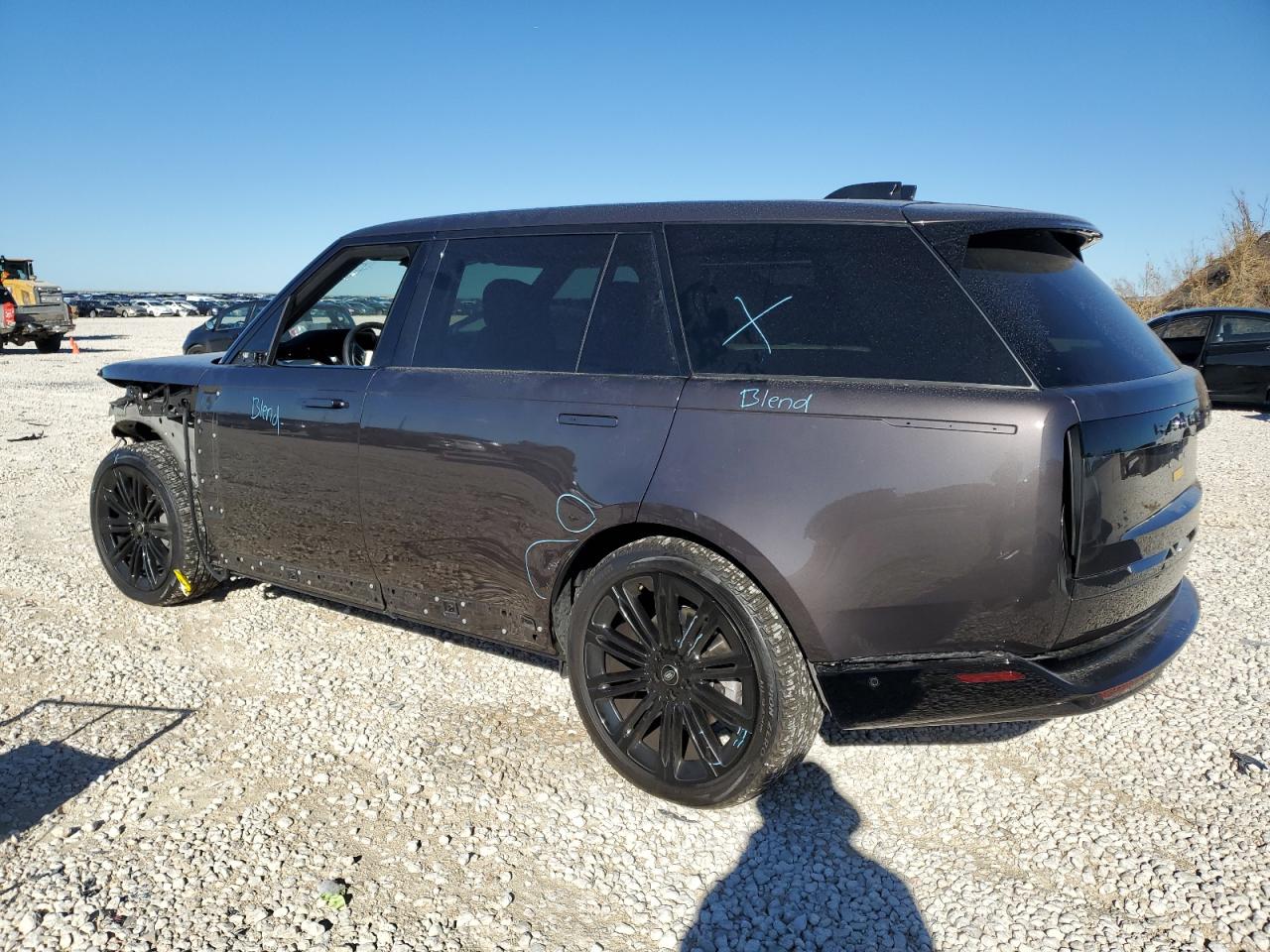 2024 Land Rover Range Rover - Image 2