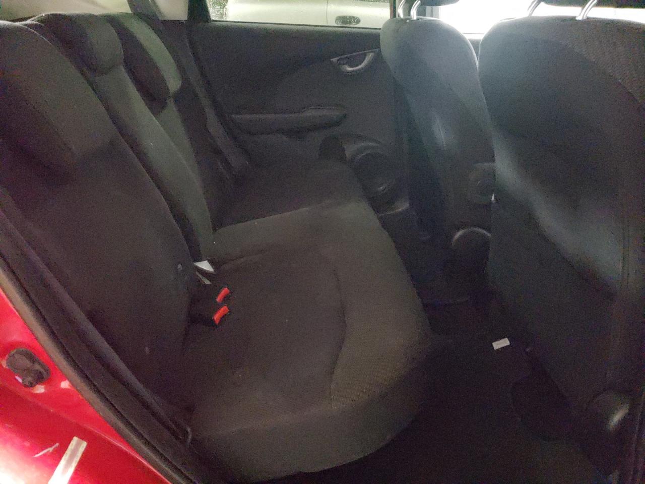 2013 Honda Fit - Image 10