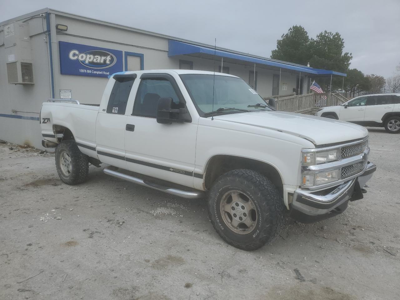 1997 Chevrolet GMT-400 - Image 4