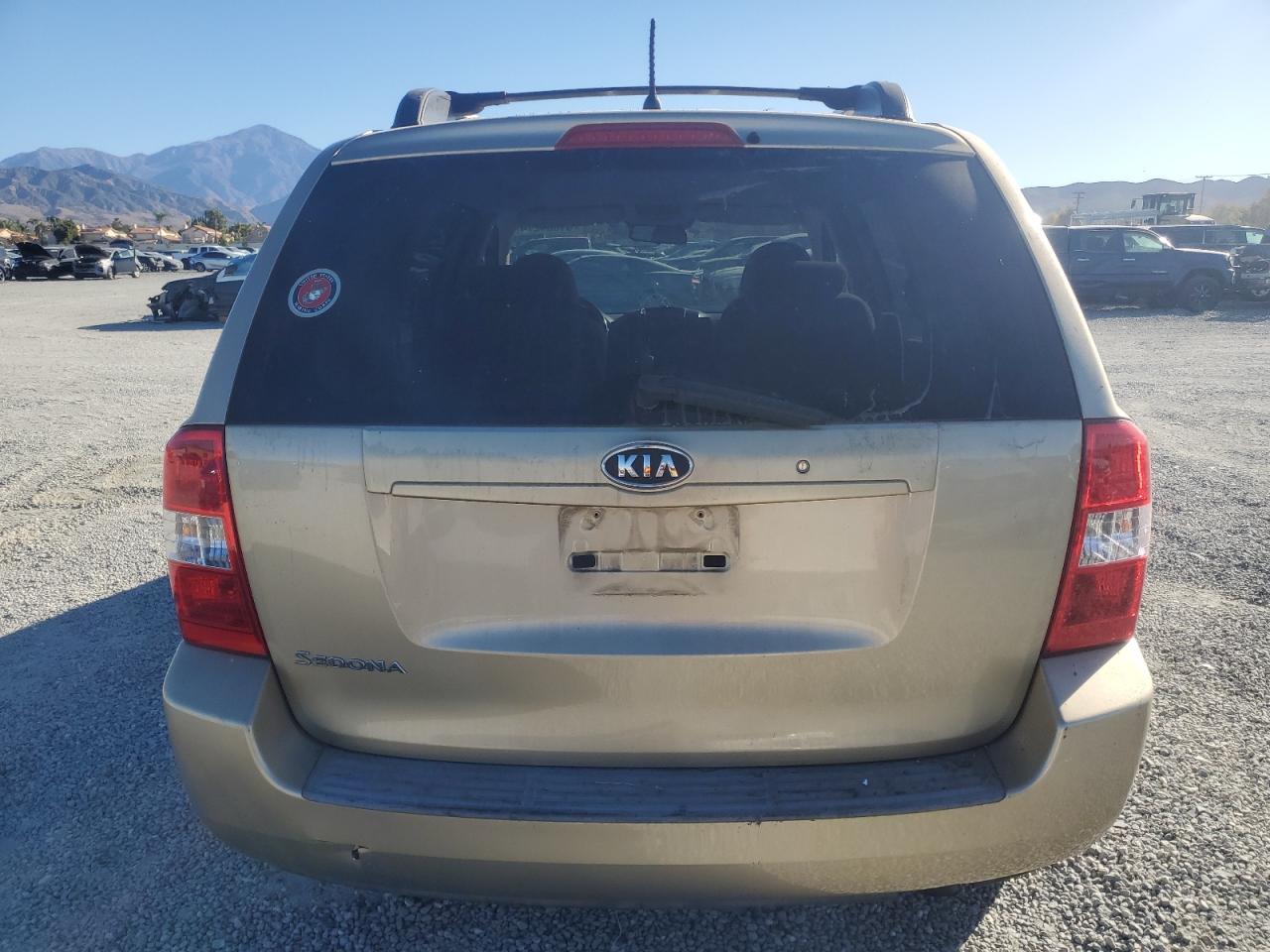 2008 Kia Sedona VIN: KNDMB133186257281 Lot: 81604274