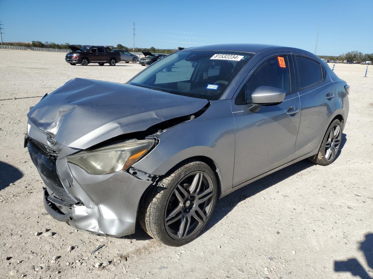 VIN 3MYDLBZV5GY102513 2016 TOYOTA SCION no.1