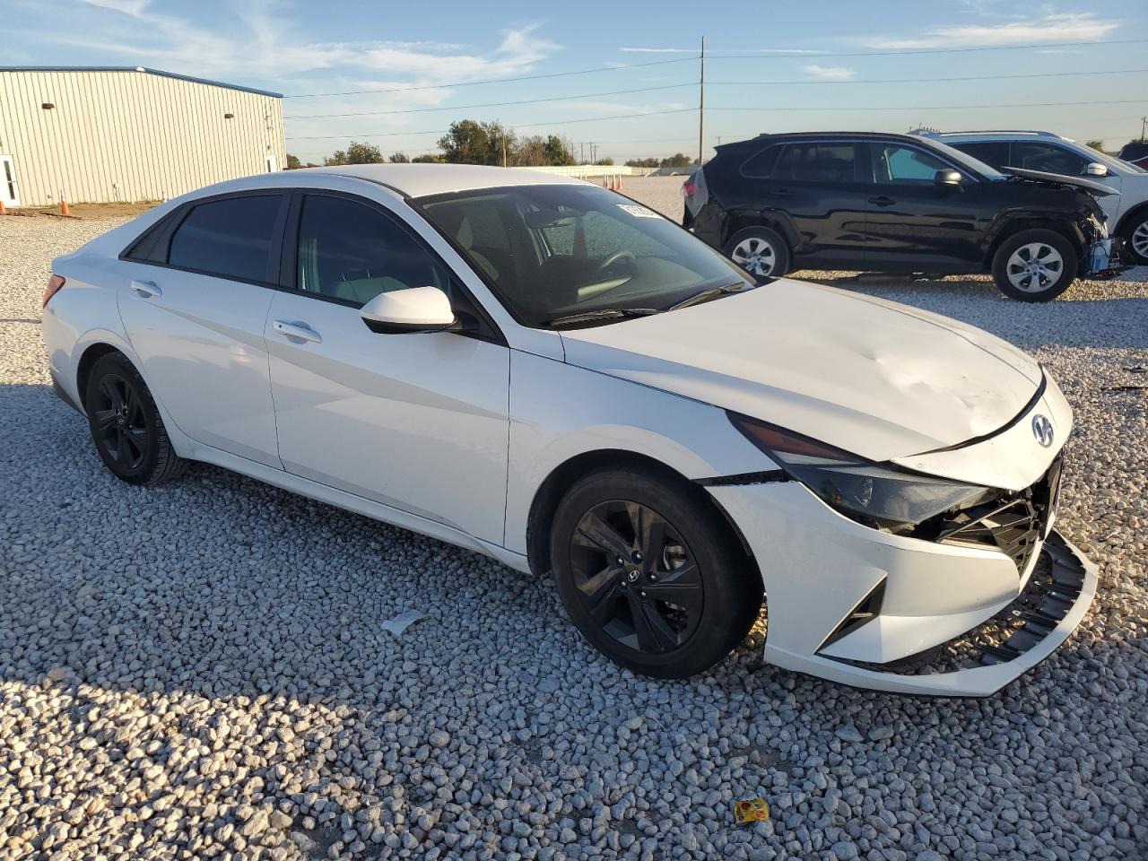 2021 Hyundai Elantra - Image 4
