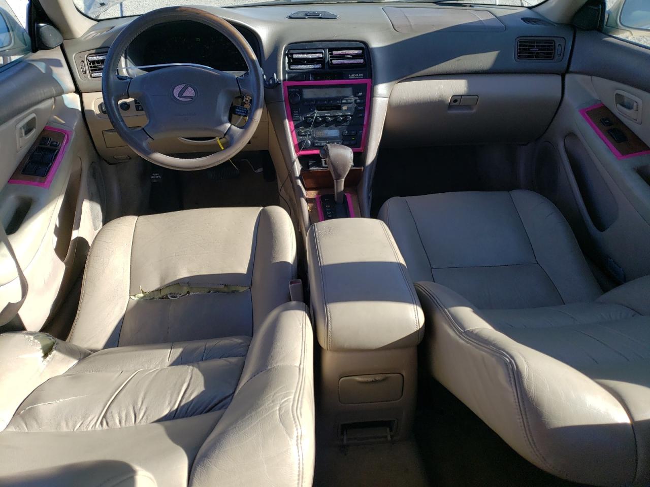 1998 Lexus Es 300 VIN: JT8BF28G5W0127581 Lot: 79953124