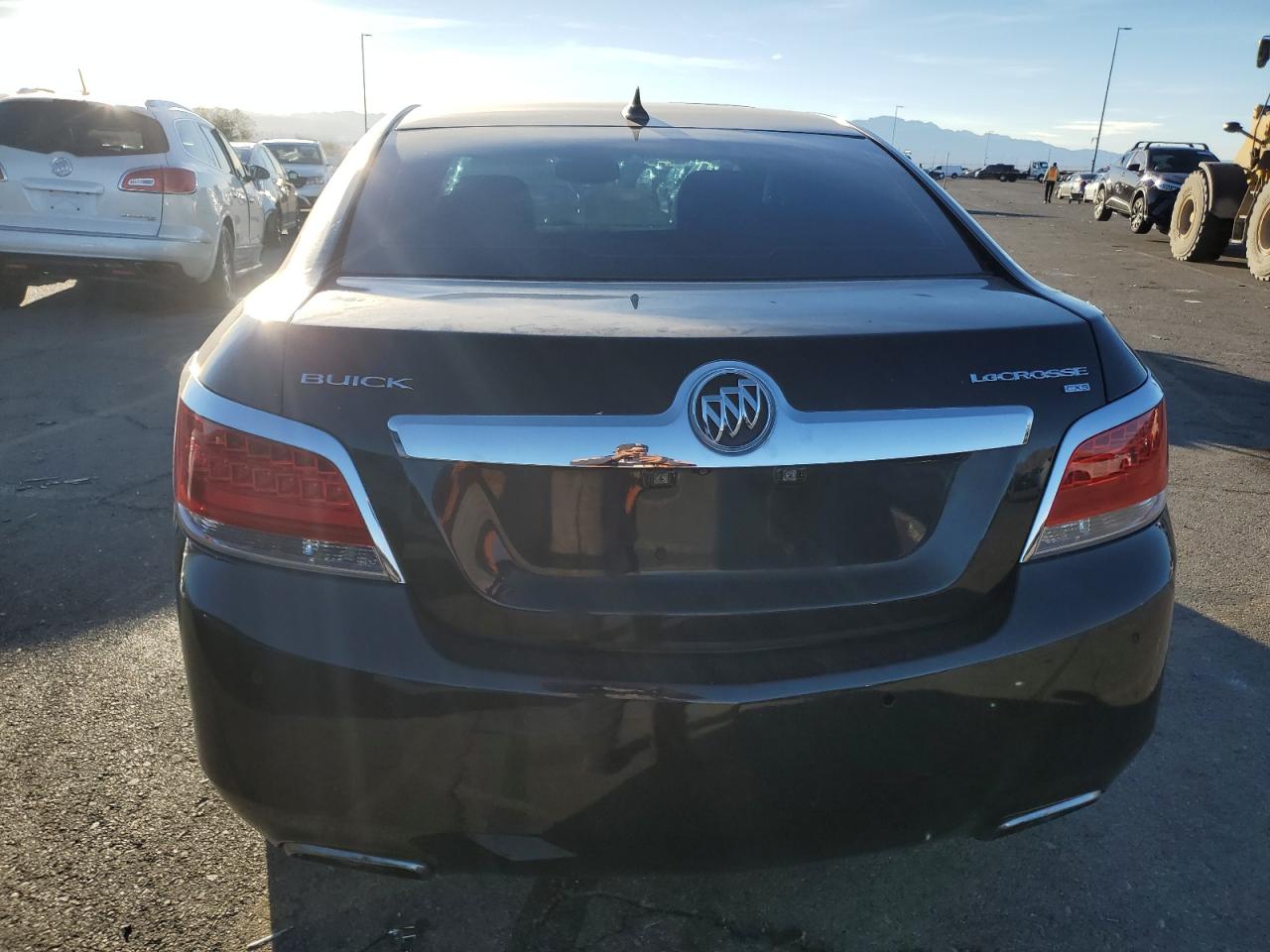 2010 Buick Lacrosse Cxs VIN: 1G4GE5EV2AF152812 Lot: 81168314