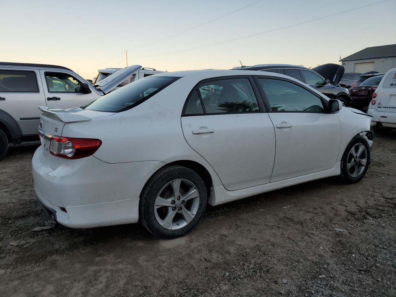 2011 Toyota Corolla - Image 3