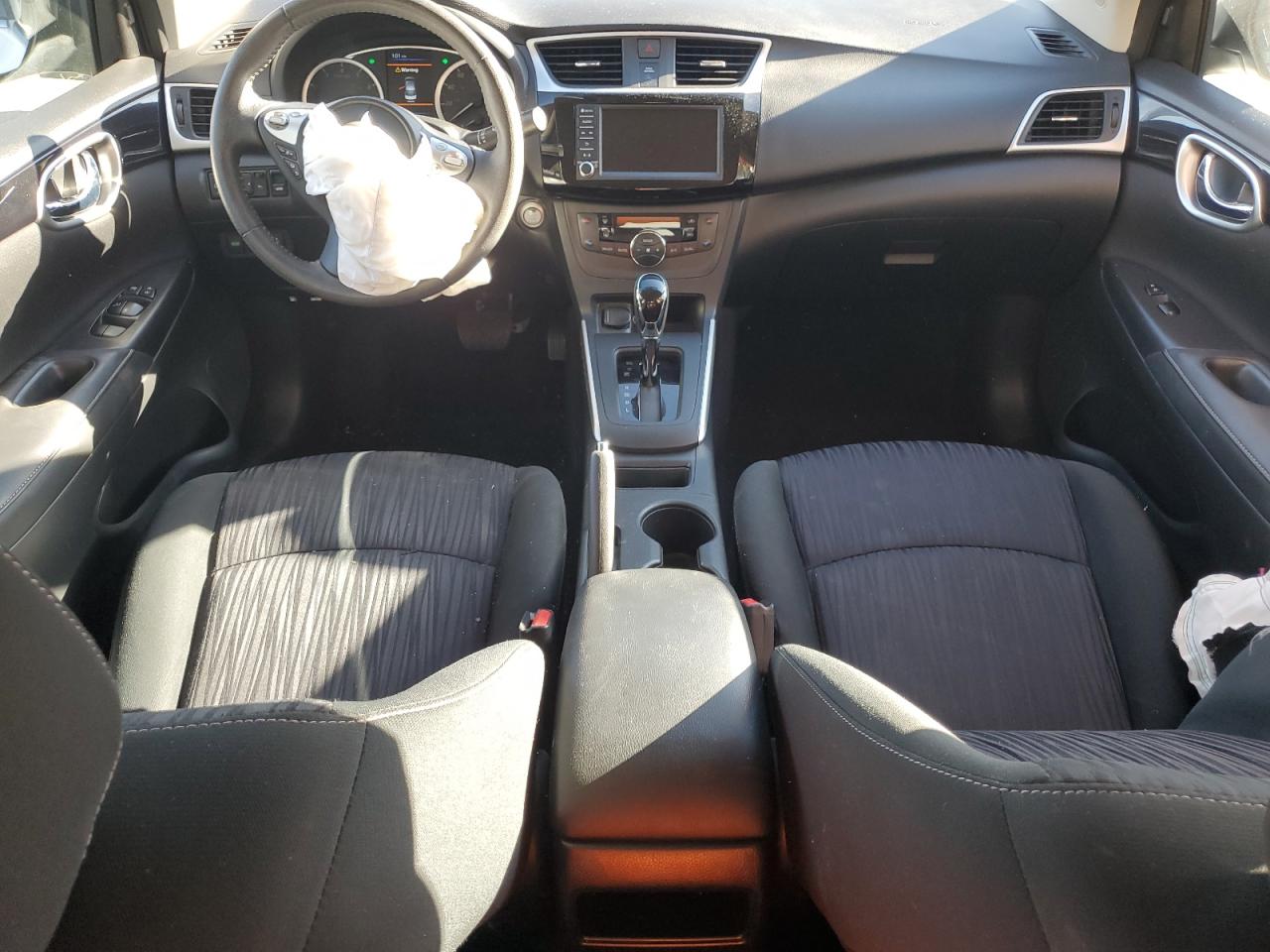 2019 Nissan Sentra - Image 8